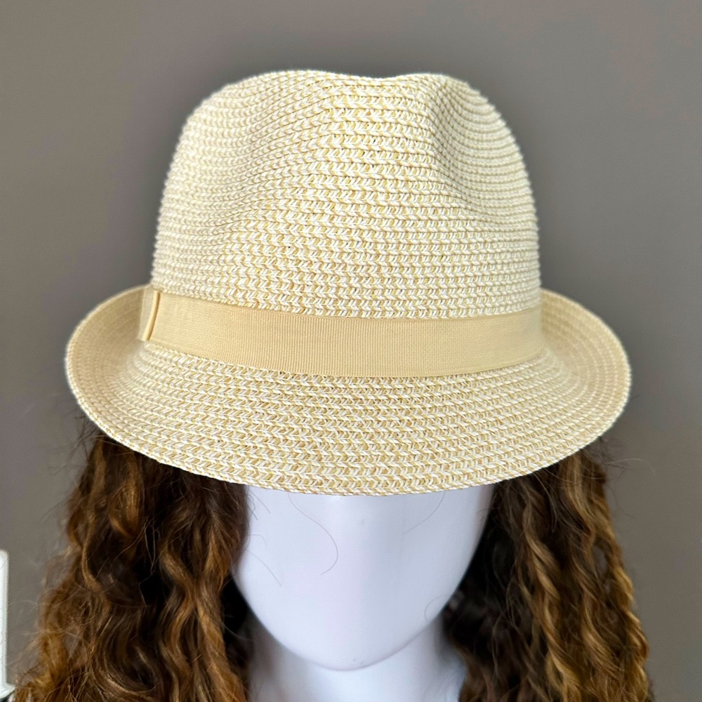 Women’s Sonoma summer hat from Kohl’s
